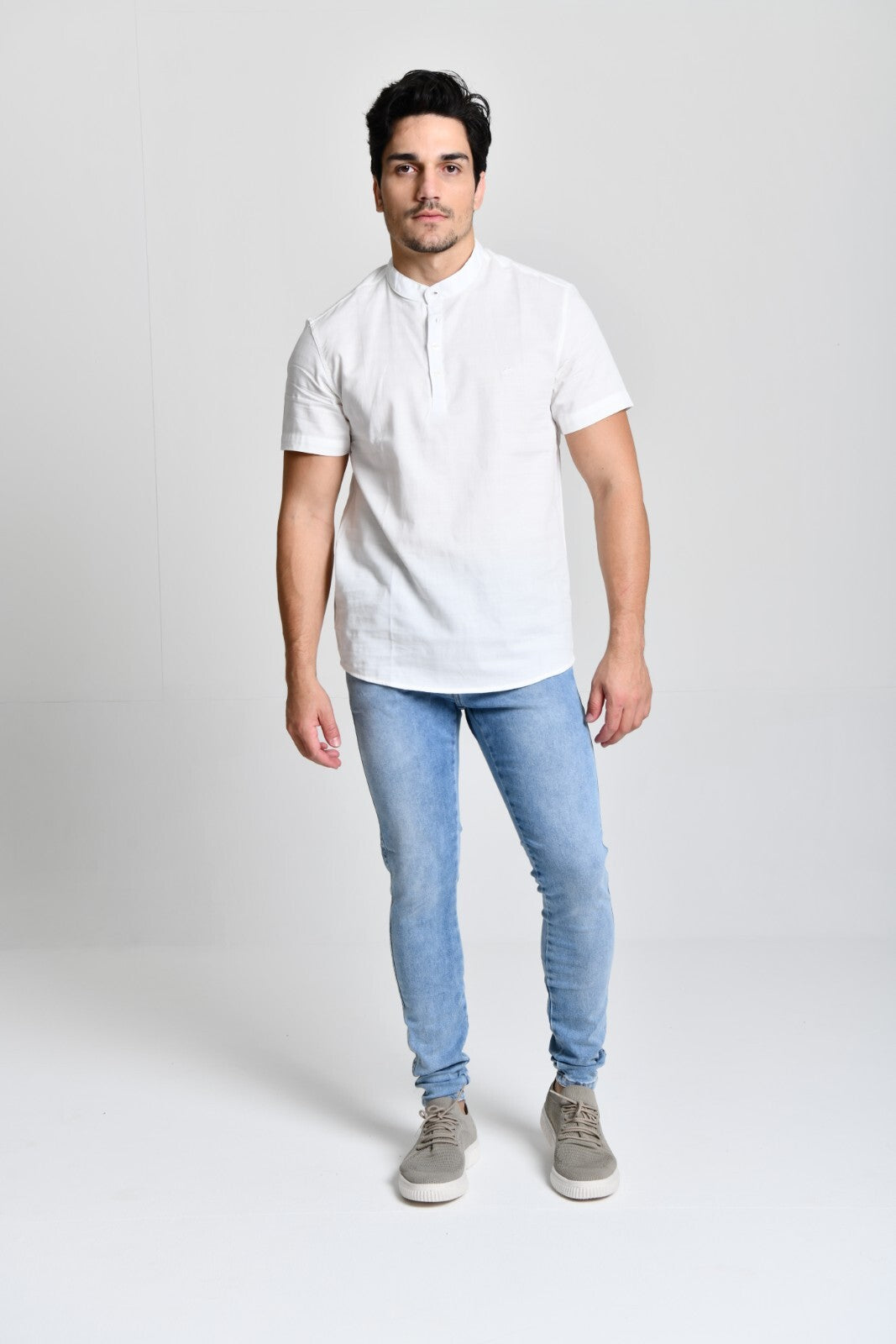 Camisa Gola Padre Manga Curta Branca cod 000537