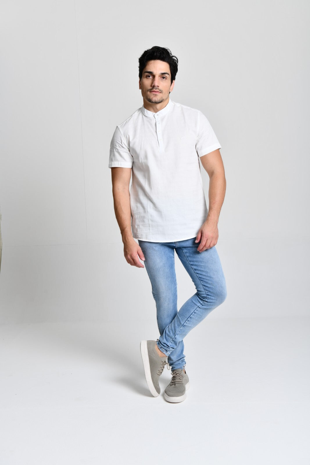 Camisa Gola Padre Manga Curta Branca cod 000537