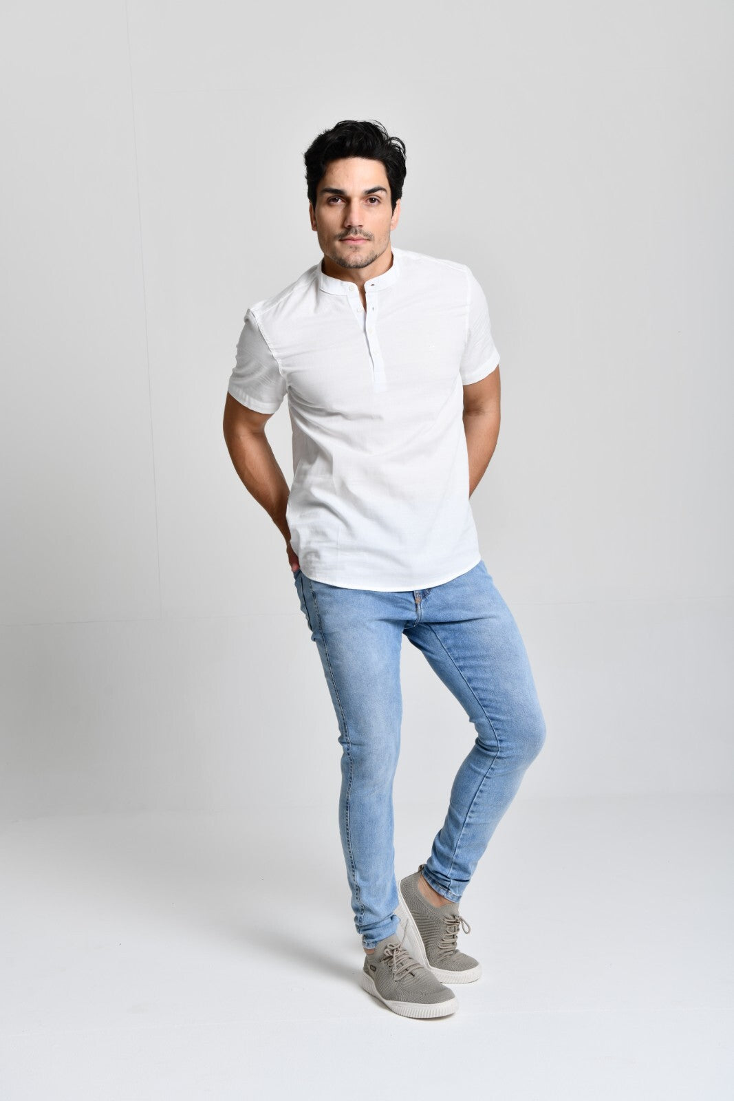 Camisa Gola Padre Manga Curta Branca cod 000537