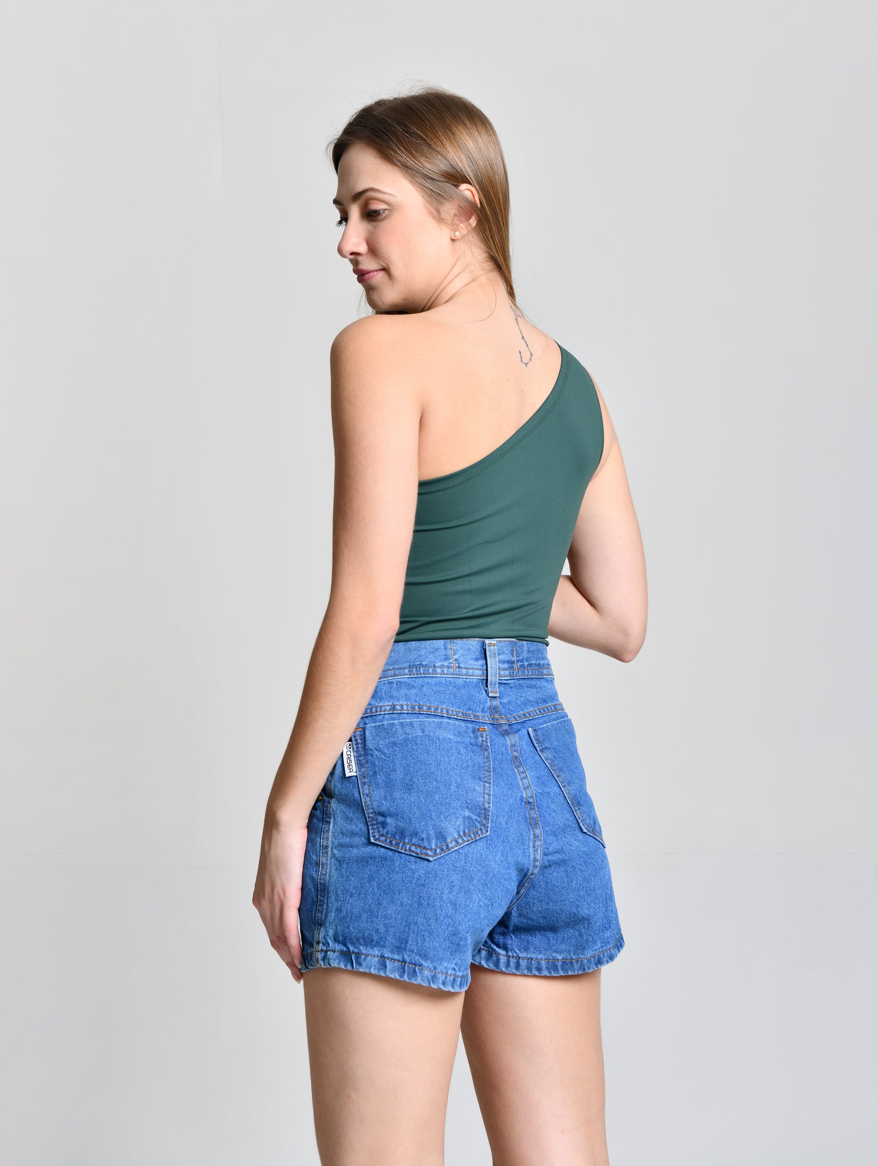 Short Fem Jeans Claro Linha Mom cod 000307
