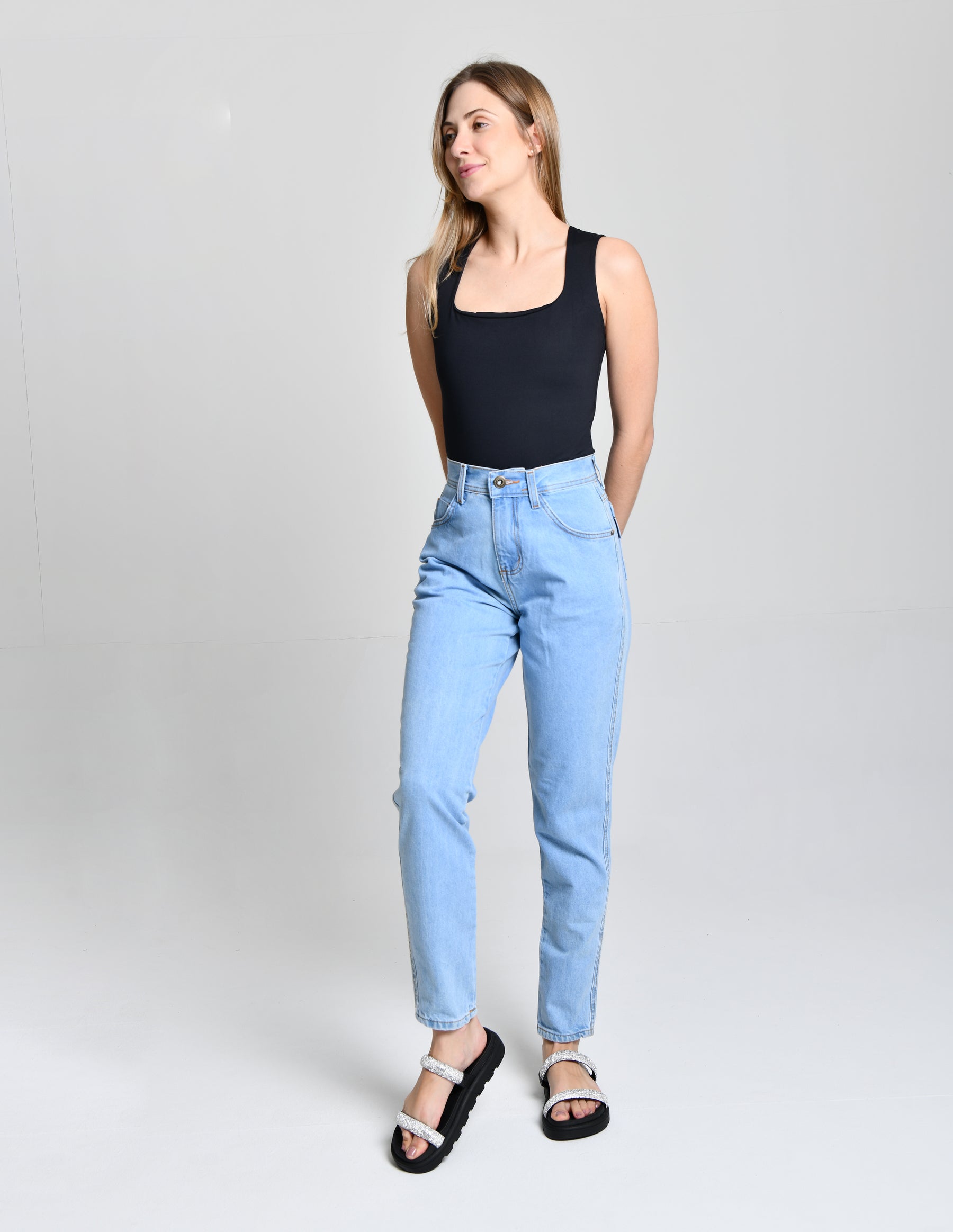 Calça Jeans Claro Linha Mom cod 000343
