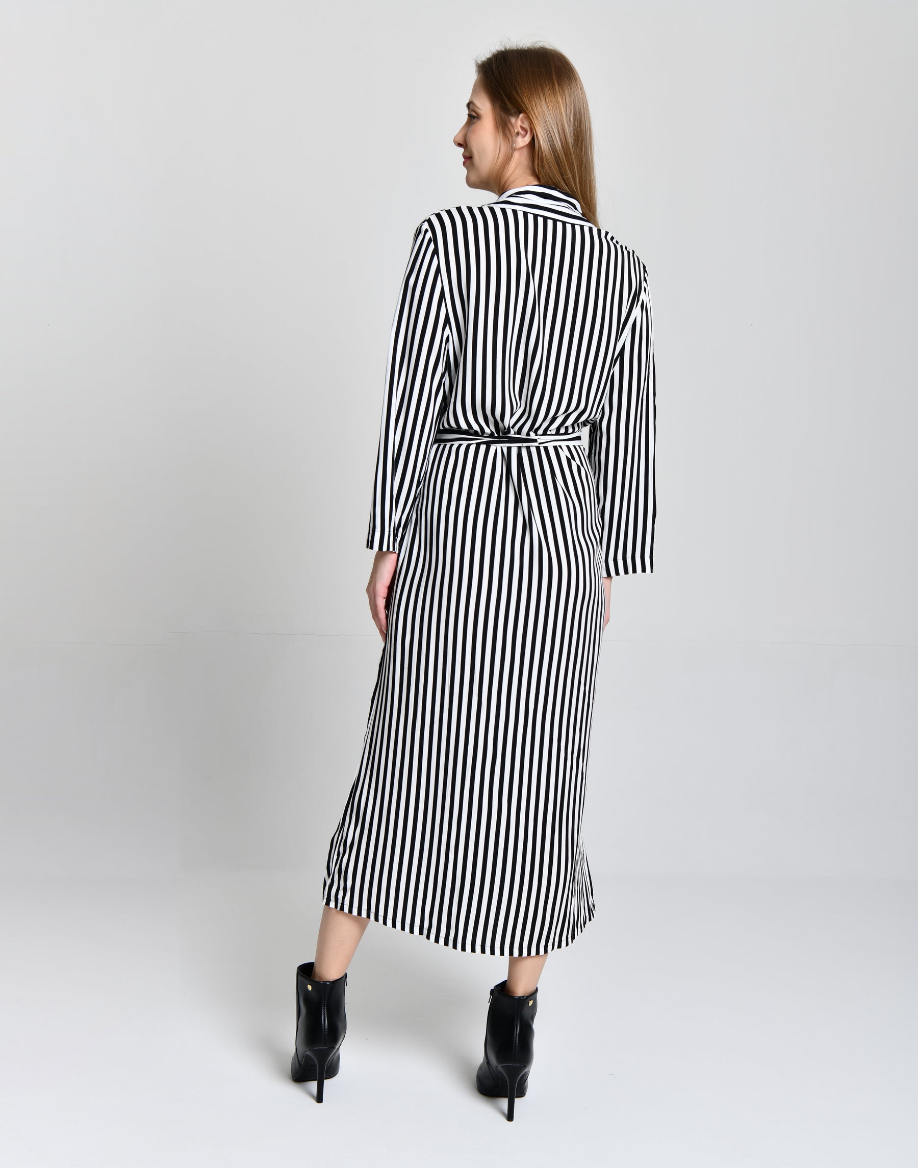Vestido Listrado Preto e Branco cod 6000663