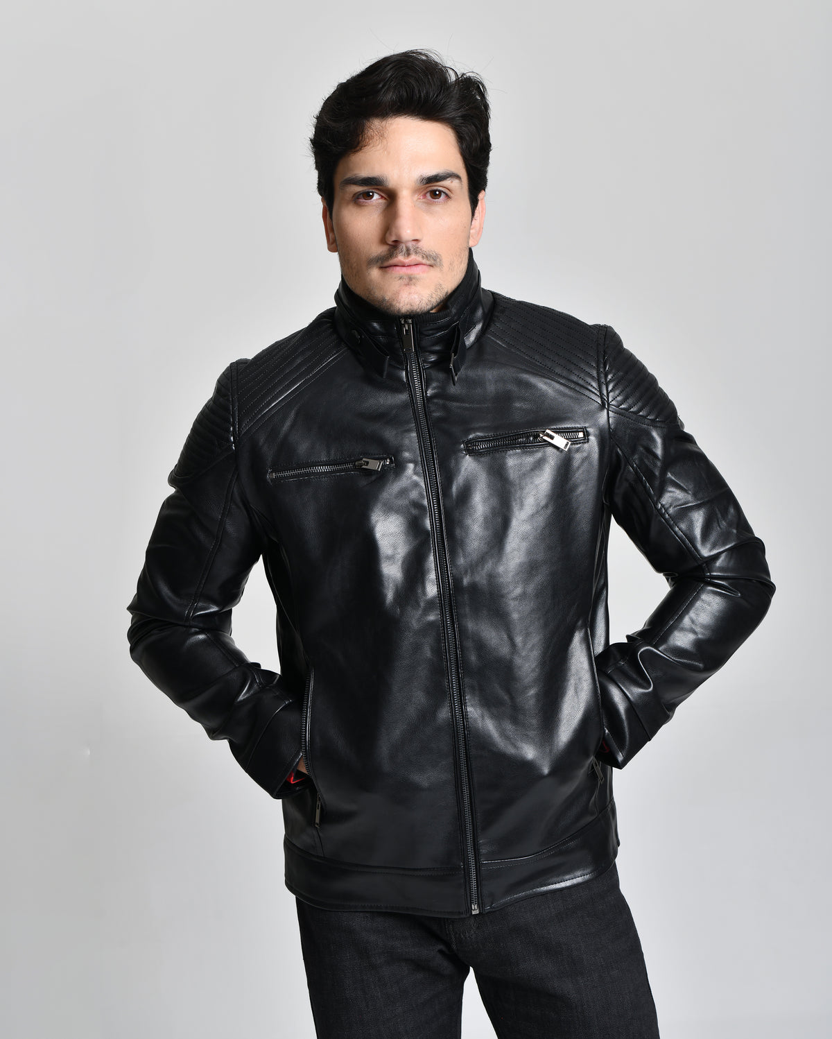 Jaqueta Preta Alto Padrão 394