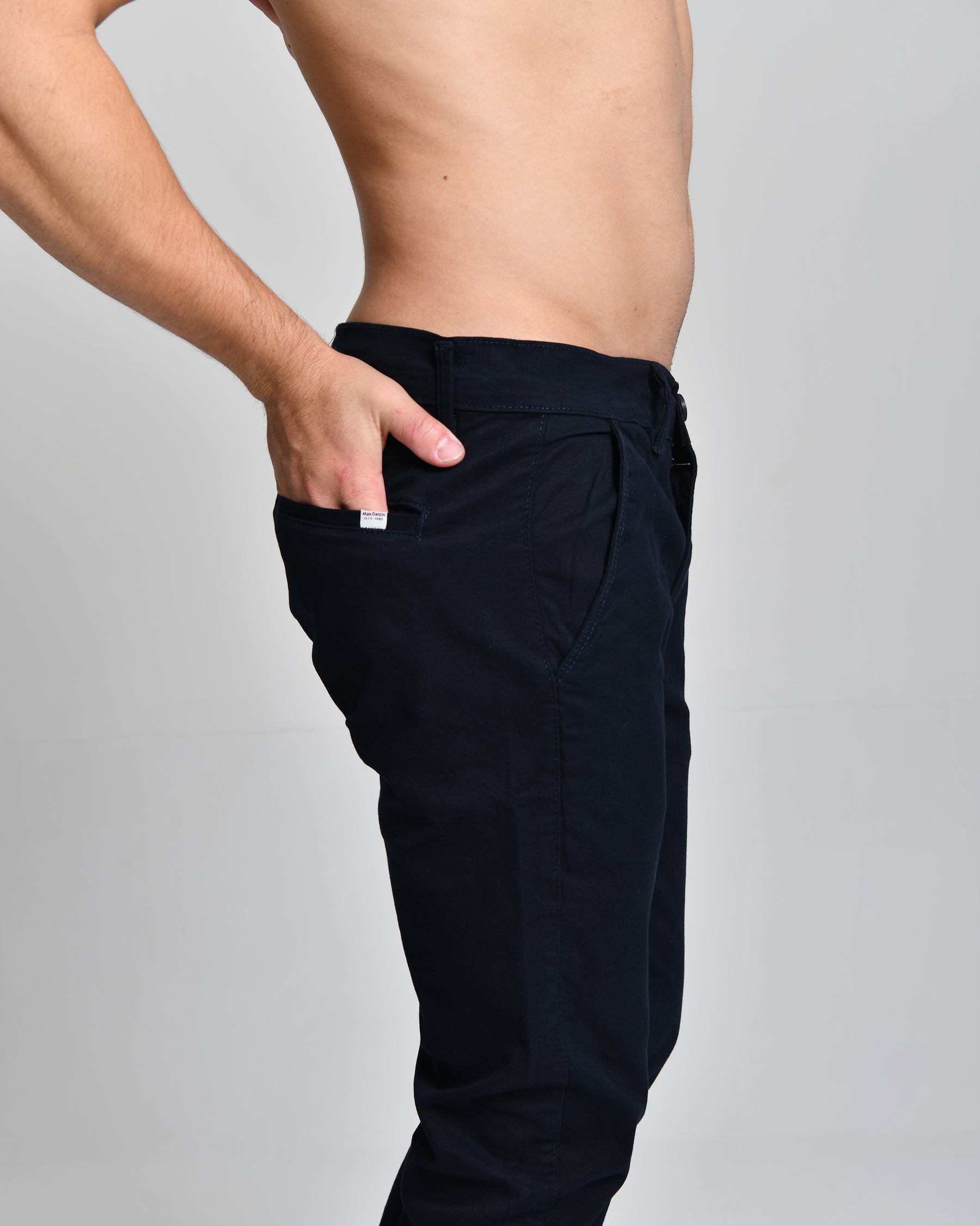 Calça Azul Escuro Slim Fit HiLL cod 000033