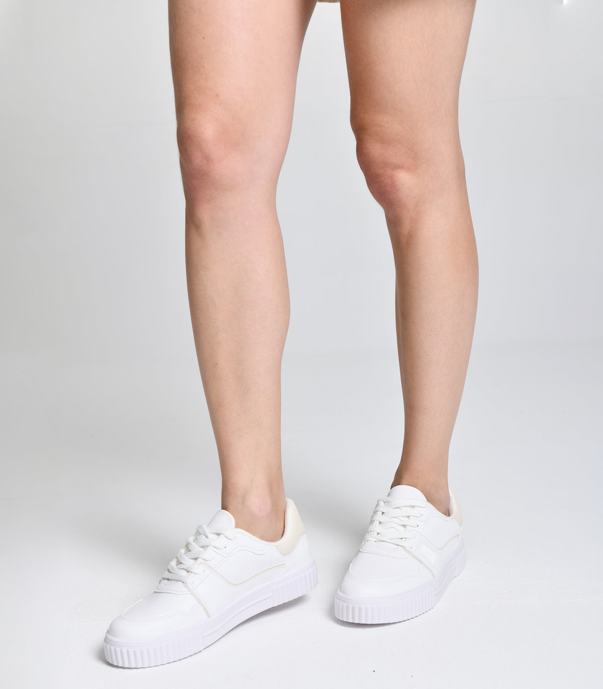 Tênis All White Alto Padrão cod 000761