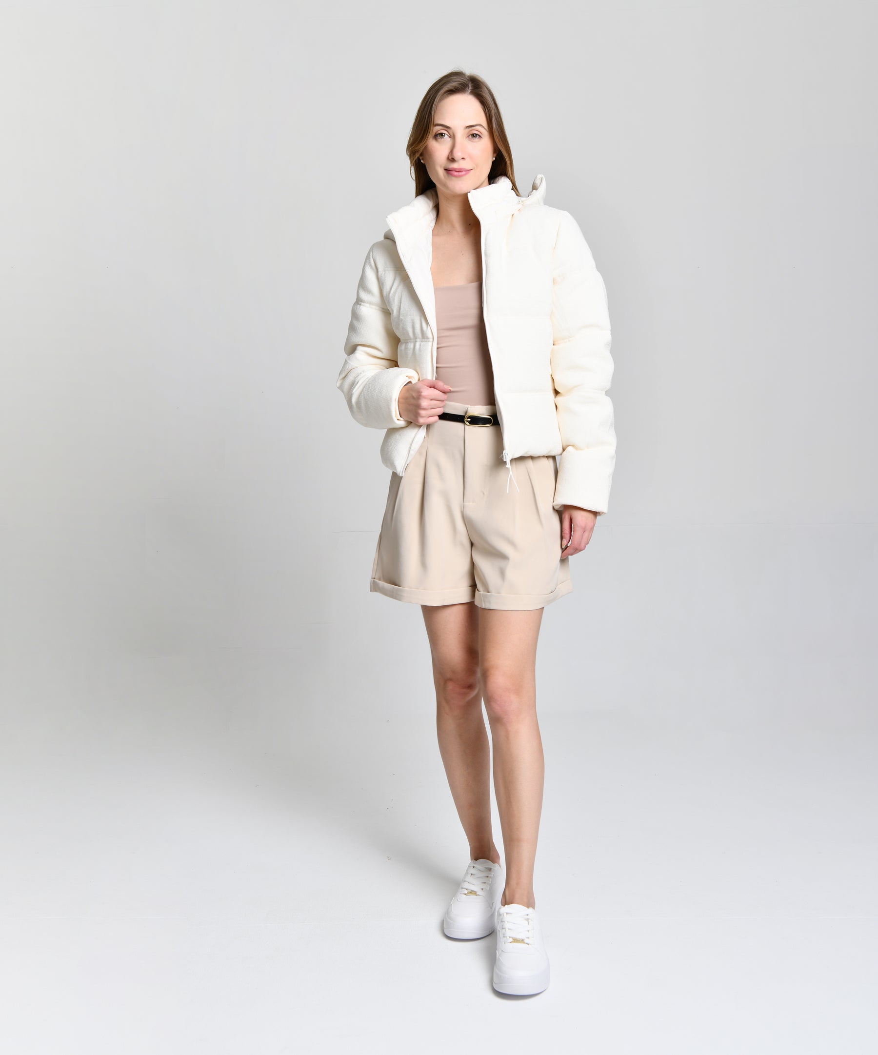 Jaqueta Burguesa Ultra Luxo Branco cod 000427