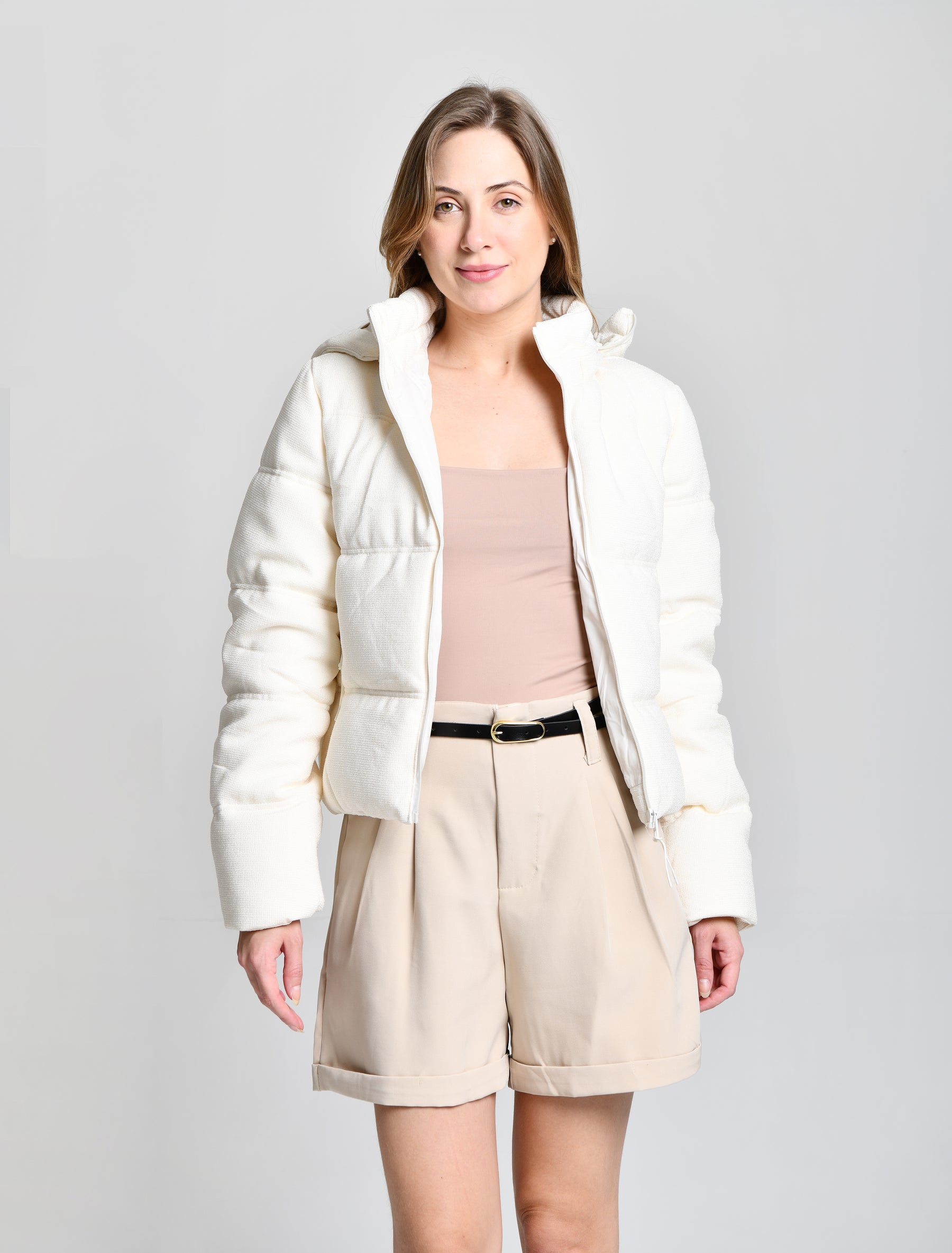 Jaqueta Burguesa Ultra Luxo Branco cod 000427