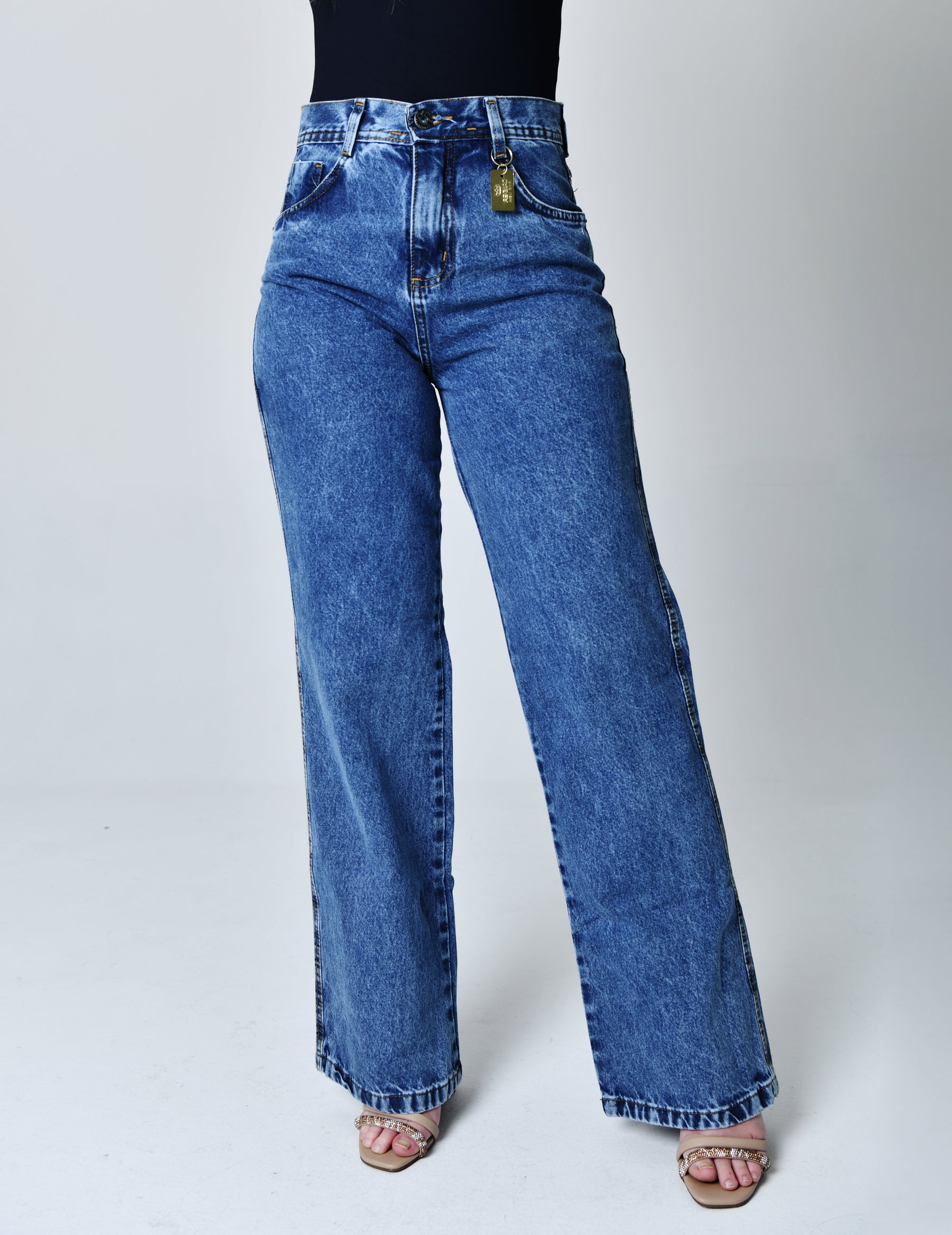 Calça Wide Leg Jeans Médio