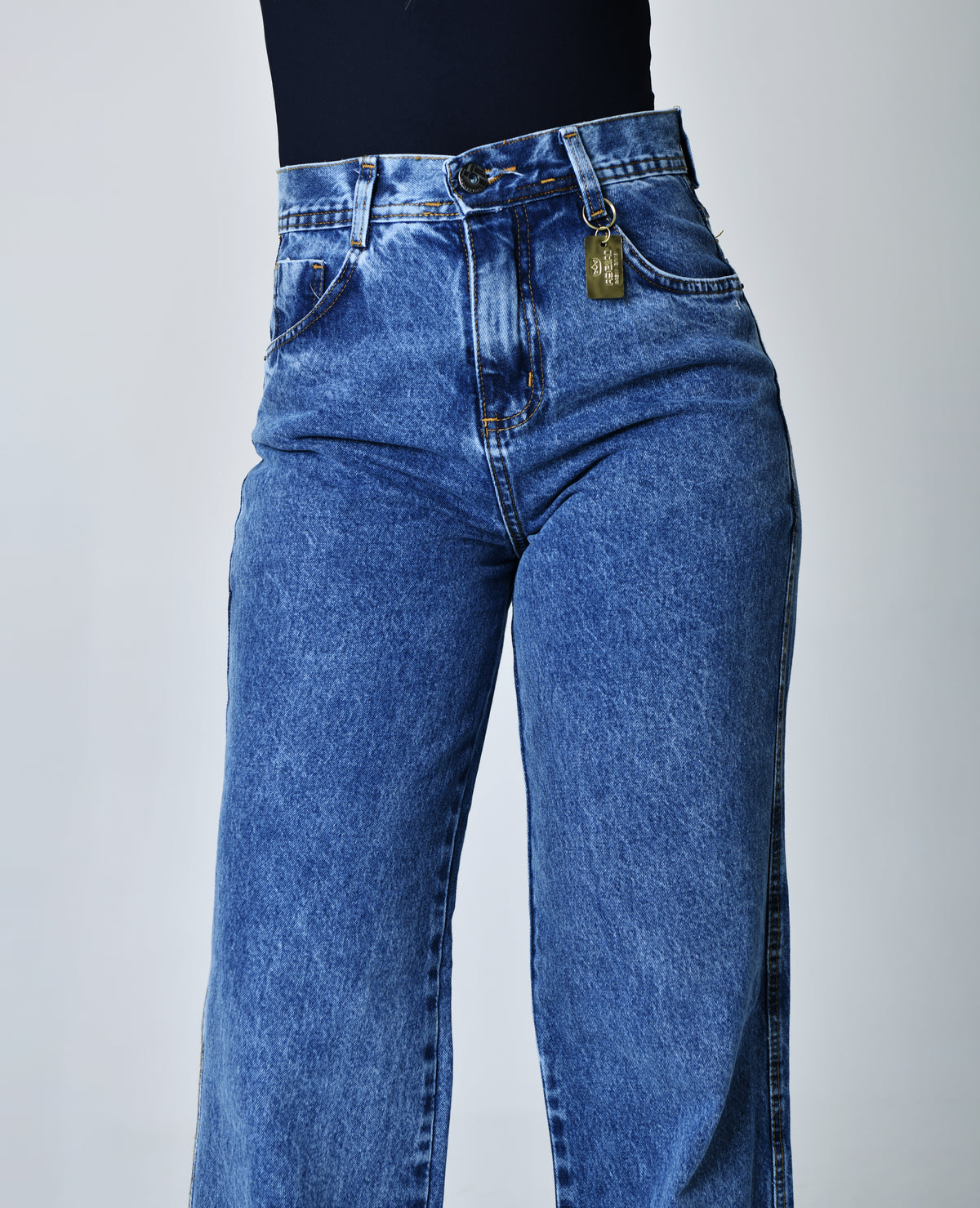 Calça Wide Leg Jeans Médio