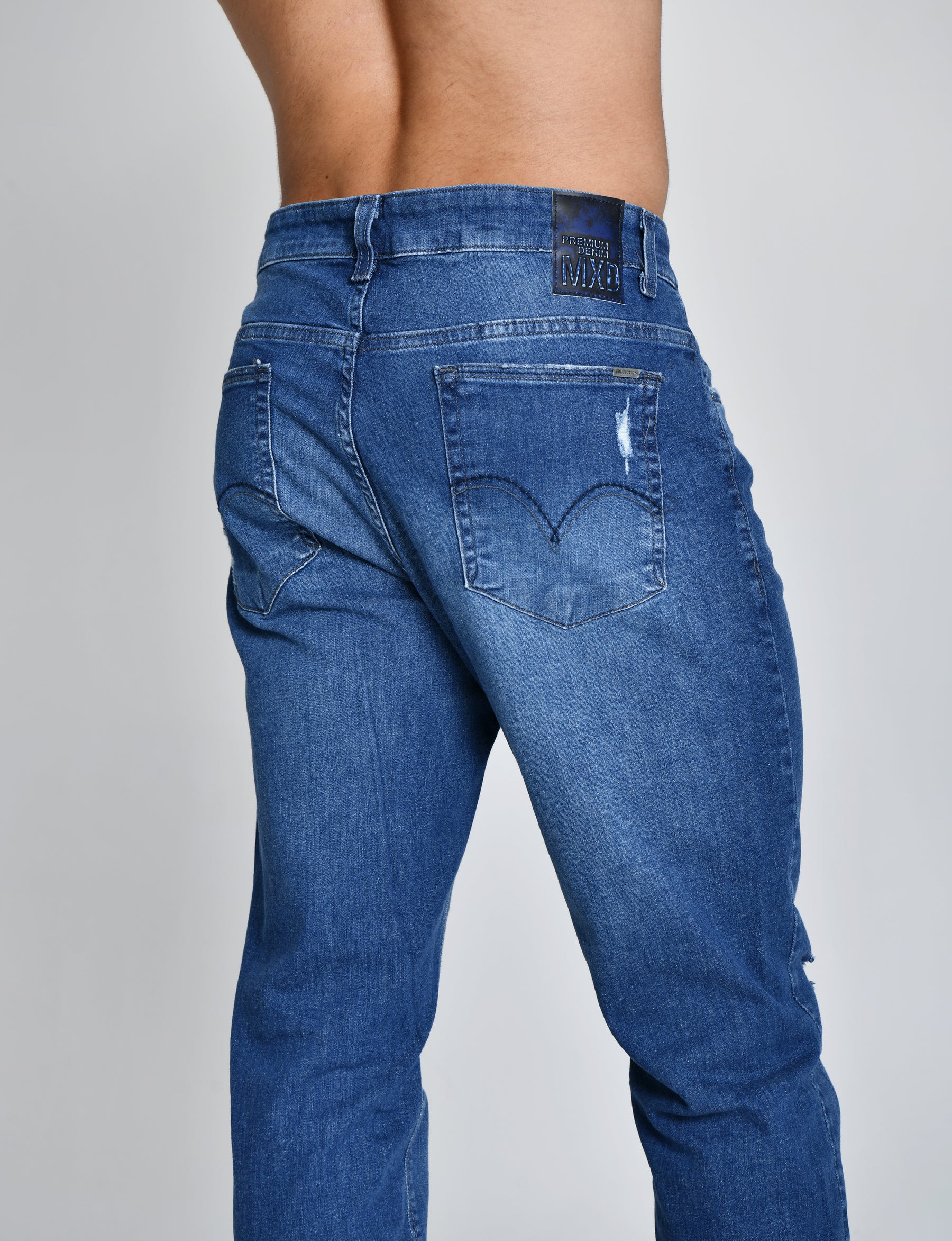 Calça Jeans Destroyed