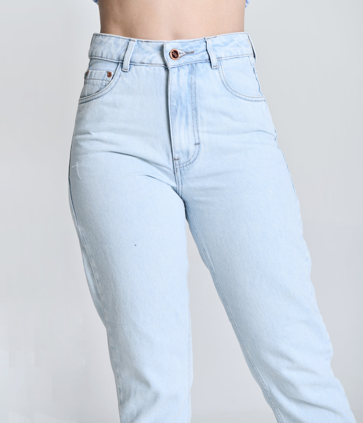 Calça Mom Jeans Claro