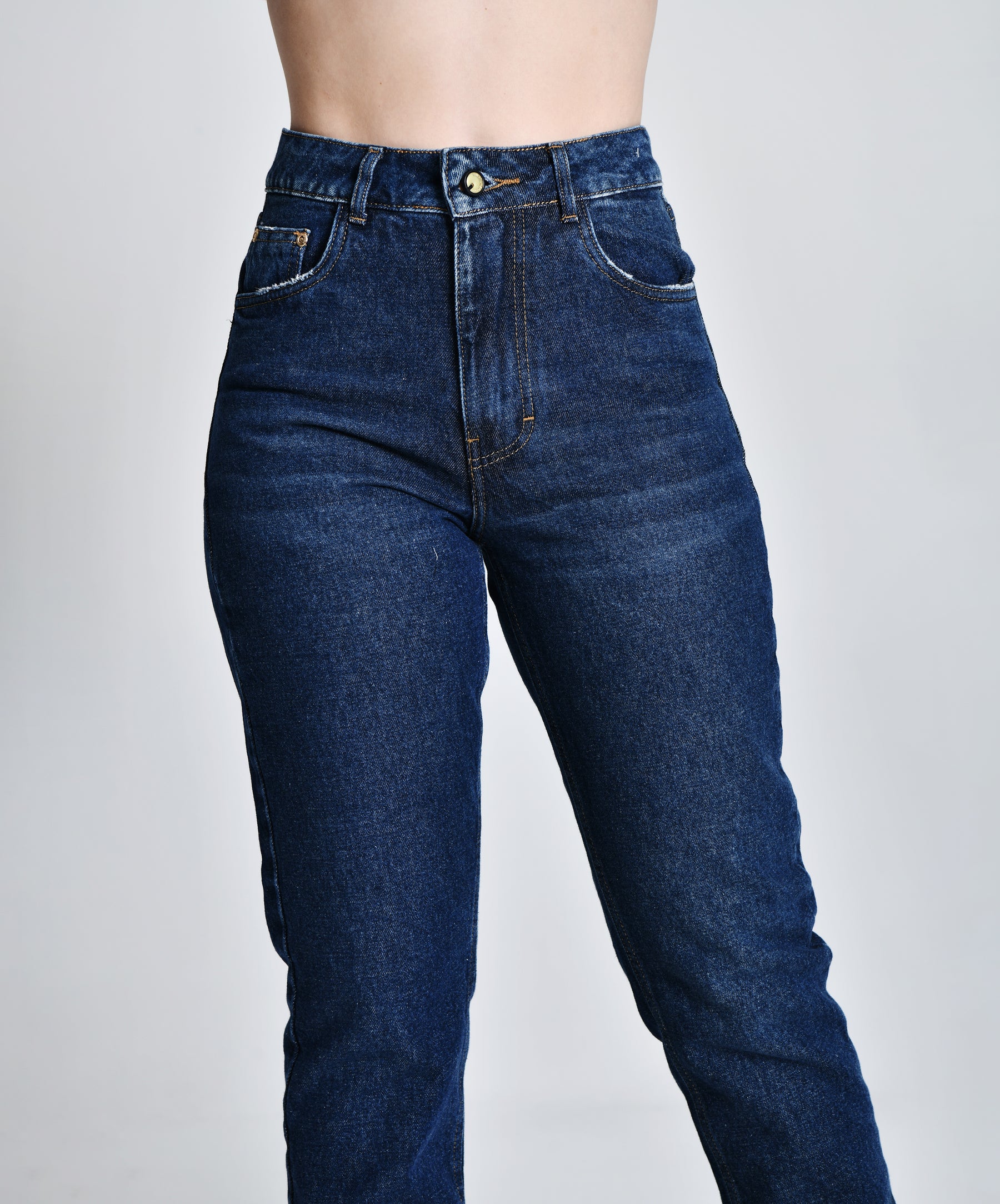 Calça Mom Jeans Escuro