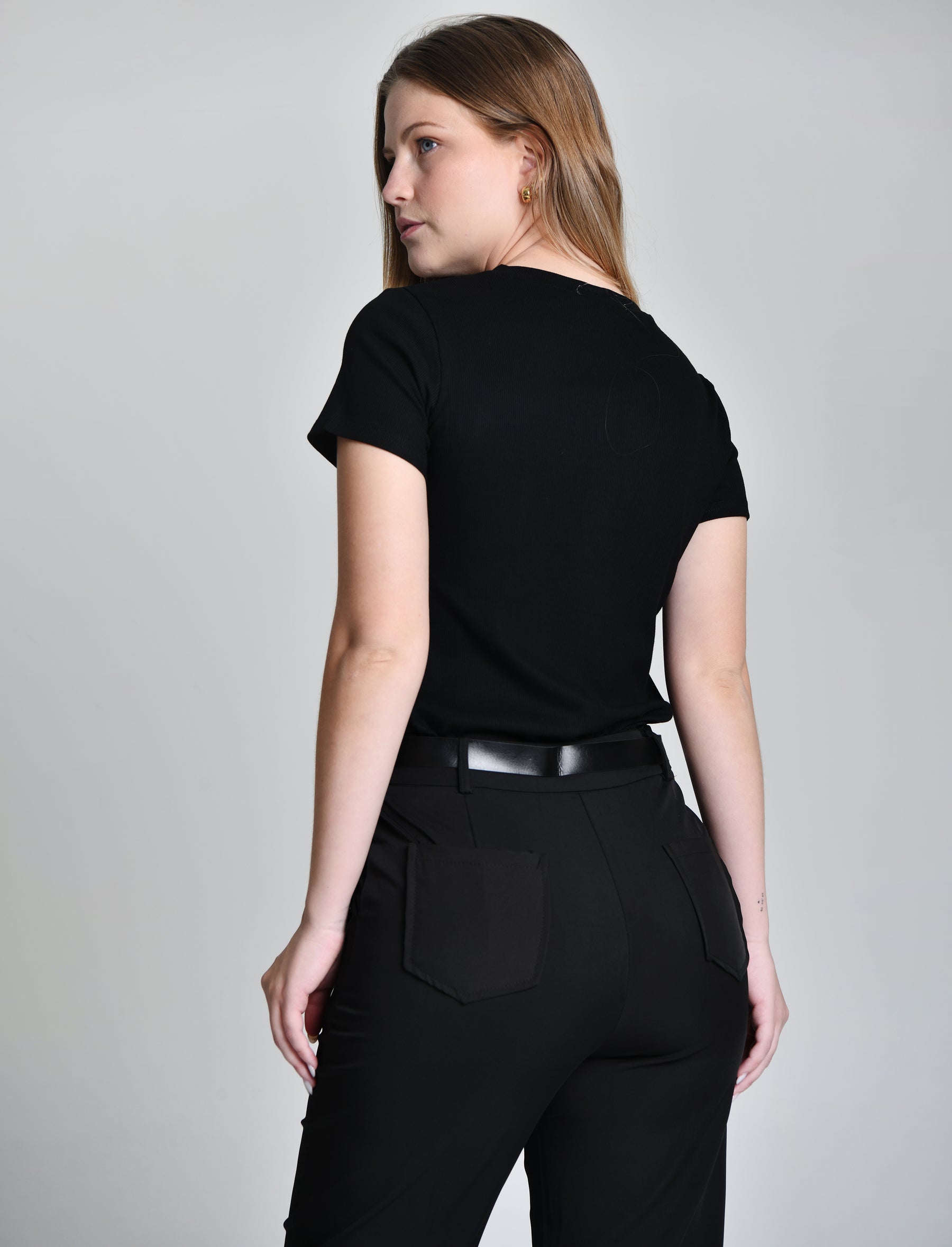 Blusa com detalhe de botão